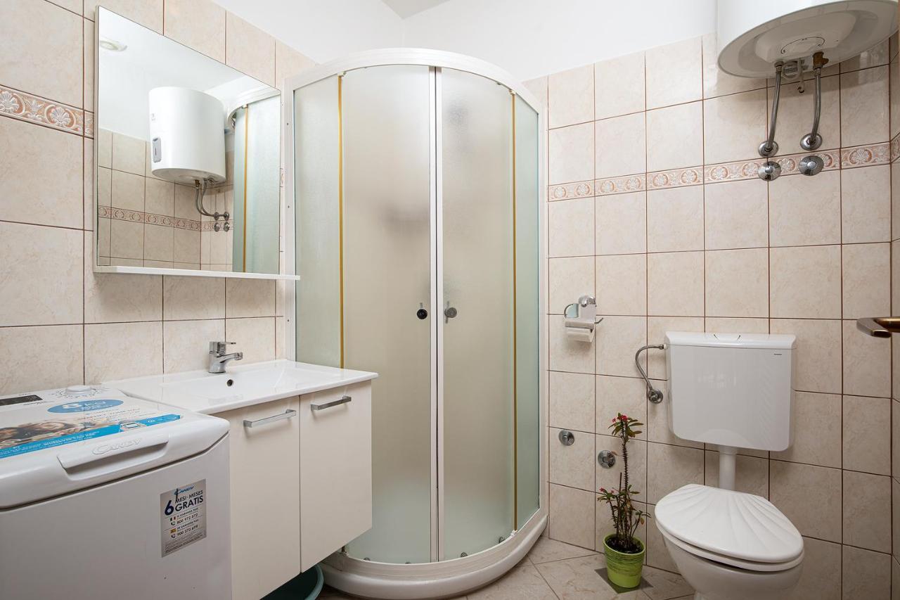 Pula Istria Apartments Bagian luar foto