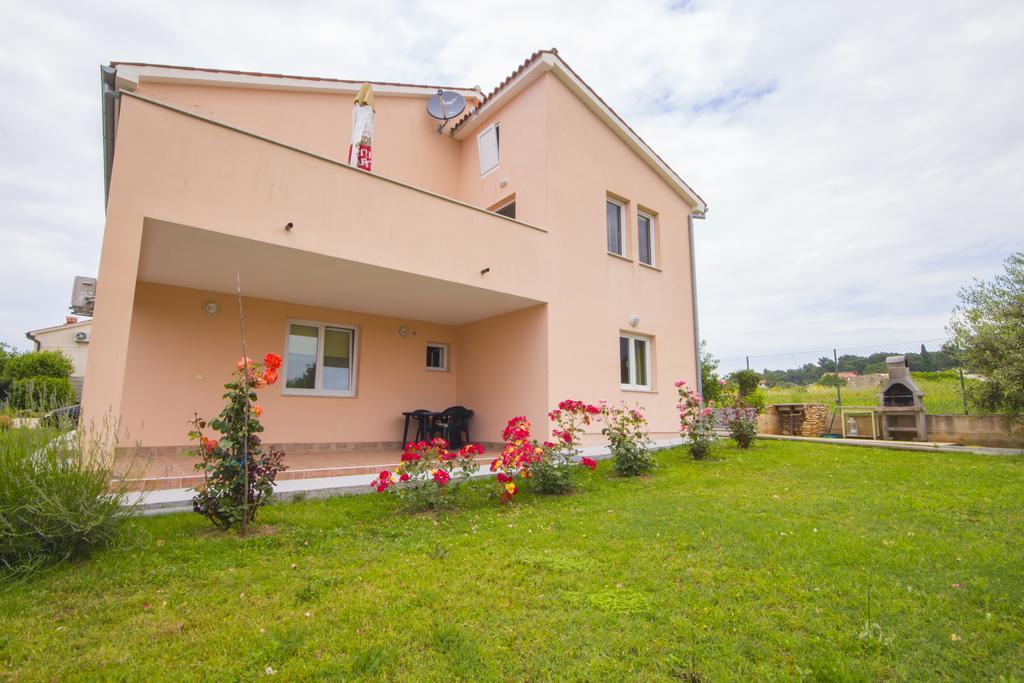 Pula Istria Apartments Bagian luar foto